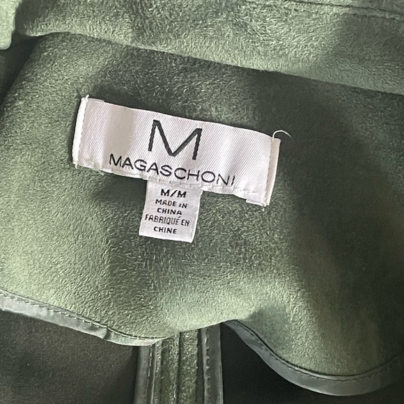 Magaschoni long trench jacket size M good condition Great for spring - Picture 9 of 12